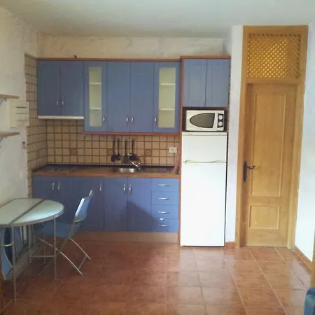 Tenbell Apartment *